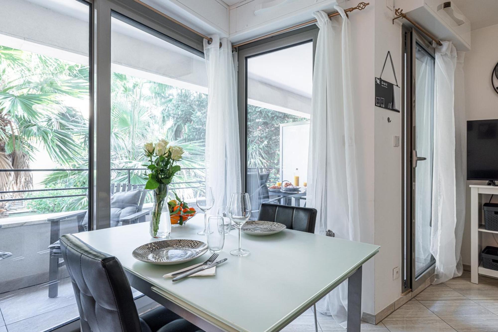 Studio Centre Terrasse Climatisation 50M Plage Mentona Zewnętrze zdjęcie